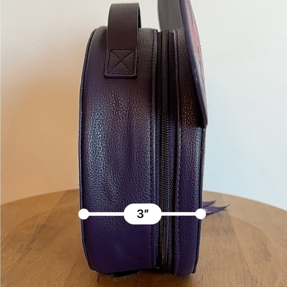 SOLD- NWT Vera Bradley Disney Whimsy Cosmetic Bag Case Mickey MinnieMouse Purple - Picture 16 of 16